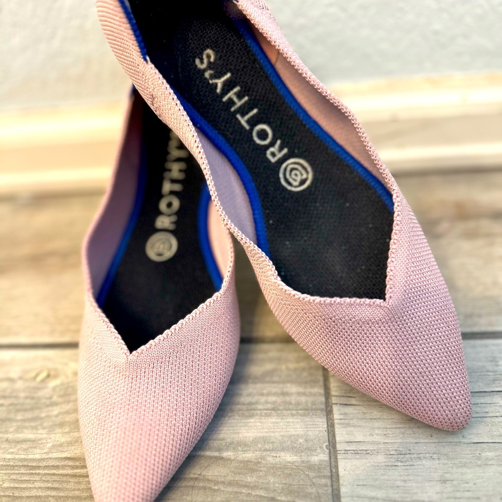 Rothy’s Pointed Toe Petal Pink flats